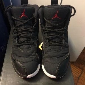 Kids Jordan 12 retro